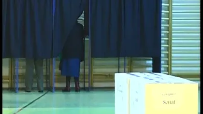 SONDAJ: Mai puţin de jumătate dintre alegători ar vota la referendumul de modificare a Constituţiei