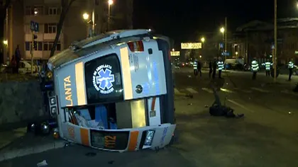 Un bărbat a murit după ce căruţa în care se afla a fost lovită de o ambulanţă VIDEO