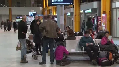 Ninsorile din Europa au provocat nervi în România. Zboruri anulate, sute de pasageri revoltaţi
