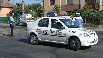 Anchetă în Dolj după ce un poliţist a agresat doi bătrâni