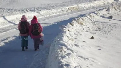96 de şcoli din Vaslui, Galaţi, Bacău şi Iaşi au fost închise din cauza ninsorii