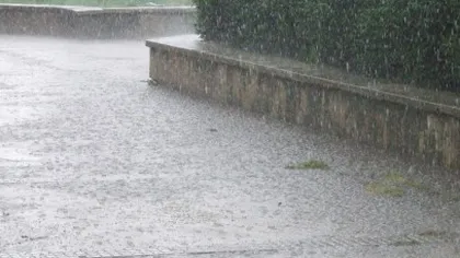 Weekendul vine cu frig şi ploi slabe. PROGNOZA METEO PE TREI ZILE