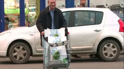 Traian Băsescu a ieşit din nou la cumpărături