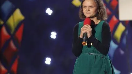 ROMÂNII AU TALENT: Tânăra care suferă de o boală rară şi a lăsat publicul în lacrimi VIDEO