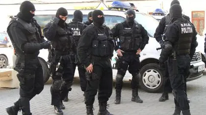 Grup infracţional român care a produs un prejudiciu de 400.000 de euro a fost prins