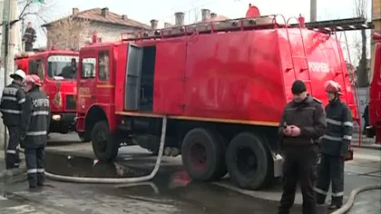 INCENDIU pe strada Pache Protopopescu din Capitală: O casă a luat foc