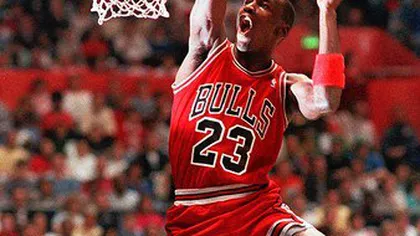 Michael Jordan împlineşte duminică 50 de ani. Povestea celui mai bun jucător din istoria baschetului