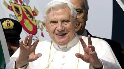 Papa Benedict denunţă 