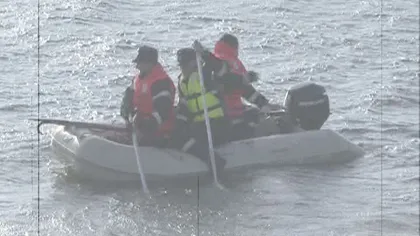 Un pescar s-a înecat în Siret după ce barca în care se afla s-a răsturnat VIDEO