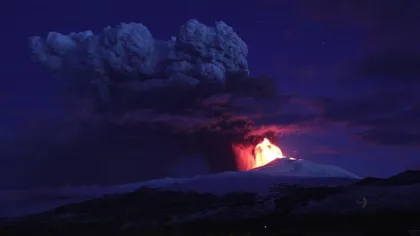 Vulcanul Etna a erupt, pentru a opta oară anul acesta, într-un spectacol impresionant VIDEO