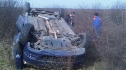 Accident grav în Cluj: Trei persoane rănite după ce o maşină s-a răsturnat