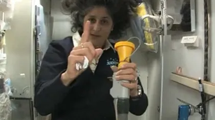 Cum foloseşti toaleta în spaţiu: Ghidul amuzant al astronauţilor VIDEO
