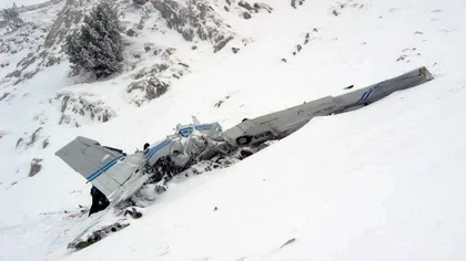 Un avion privat s-a prăbuşit în Alpii Francezi ucigând două persoane şi rănind una