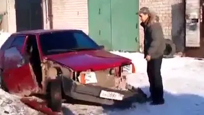 Cum se distruge o maşină în câteva secunde VIDEO