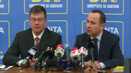 A renăscut Alianţa DA: MRU şi Pavelescu au semnat protocolul de înfiinţare a alianţei