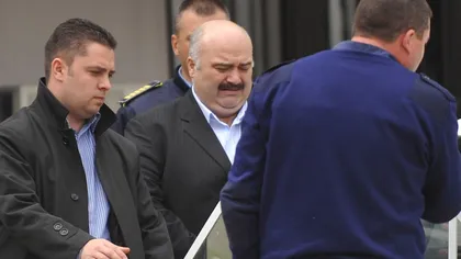 Fostul senator Cătălin Voicu, luat cu ambulanţa de la proces. El a fost transportat la spital VIDEO
