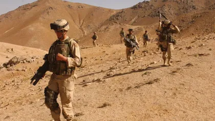 Patru militari NATO au murit în sudul Afganistanului, în urma prăbuşirii unui avion