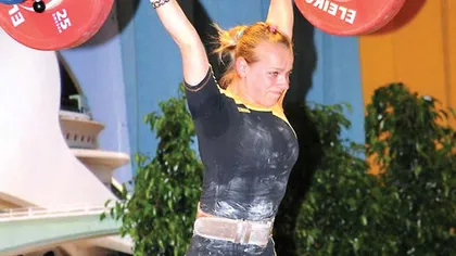 Junioara Elena Andrieş a cucerit trei medalii la Europenele de haltere pentru seniori