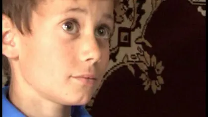 Un copil de 12 ani, EROU în Mehedinţi. Vezi ce a descoperit pe marginea drumului şi ce a făcut VIDEO