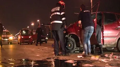 Accident în Capitală. Un bărbat s-a răsturnat cu maşina VIDEO
