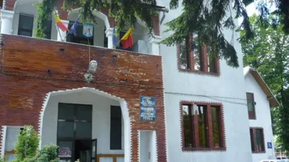 Primarul din Petrila, audiat la DNA Alba Iulia în legătură cu atribuirea unor păşuni