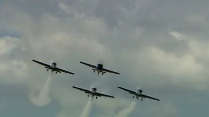 Spectacol aviatic de zile mari la Aeroportul Băneasa VIDEO
