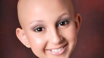 Povestea adolescentei cu CANCER TERMINAL care REFUZĂ să fie tristă FOTO