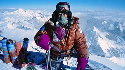 Un japonez de 80 de ani încearcă să escaladeze Everestul pentru a treia oară