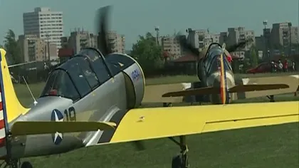 Show aviatic incendiar pe aerodromul de la Strejnic VIDEO