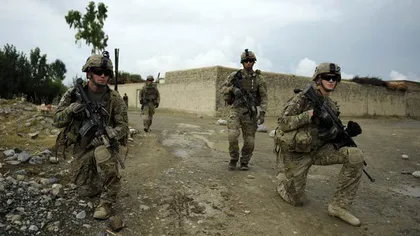 Cinci soldaţi ai NATO au fost ucişi sâmbătă de explozia unei bombe, în Afganistan