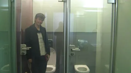 Cea mai PERVERSĂ toaletă din LUME. Totul este la vedere FOTO&VIDEO