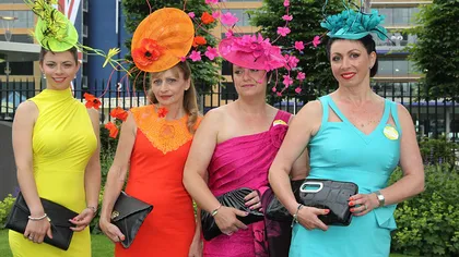 Royal Ascot, între kitsch şi eleganţă: Parada celor mai BIZARE pălării de la cursele de cai FOTO