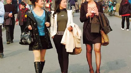 Haine antiviol în China: Ce nu trebuie să poarte femeile pentru a evita să fie agresate sexual