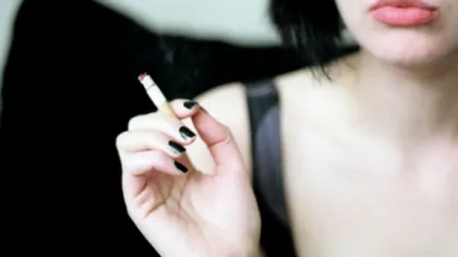La ce riscuri te expui atunci când iei contact cu lucrurile unui fumător