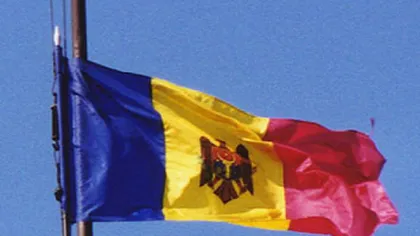 Chişinău: O angajată de la Casa Limbii Române amendată pentru că a arborat drapelul României