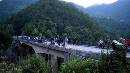 Locul accidentului din Muntenegru fusese marcat cu un indicator rutier care a dispărut