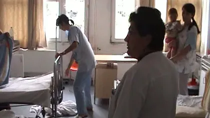 Saloanele Spitalului Judeţean Vâlcea, inundate în urma ploilor torenţiale VIDEO