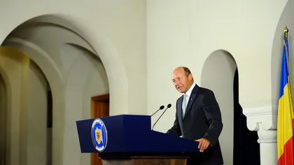 Băsescu spune că va cere cetăţenie moldovenească