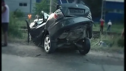 Un bărbat din Cluj a murit după ce a intrat cu maşina în stâlp VIDEO