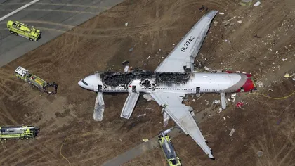 INCREDIBIL: Pilotul care a prăbuşit avionul Asiana Airlines ÎNVĂŢA ATERIZAREA cu un Boeing 777