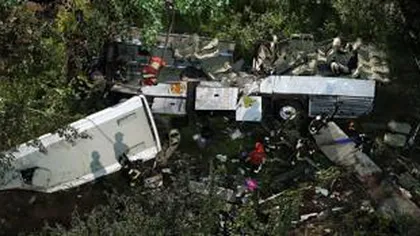 ACCIDENT GRAV în Italia: Cel puţin 38 de morţi şi 11 răniţi, după ce un autocar a căzut de pe un pod