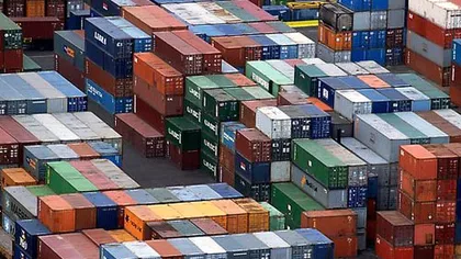 Deficitul comercial a scăzut în primele cinci luni la 2,1 mld. euro, după reducerea importurilor