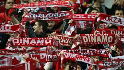 Suporterii echipei Dinamo, ATACAŢI CU PIETRE la Lugoj