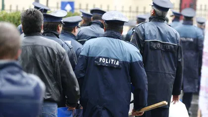 Sute de POLIŢIŞTI au dat în judecată MAI şi IPJ Vaslui pentru neplata celui de-al 13-lea salariu