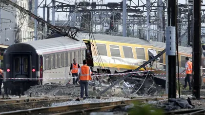 Şase morţi şi 30 de răniţi în urma accidentului feroviar de lângă Paris - bilanţ provizoriu