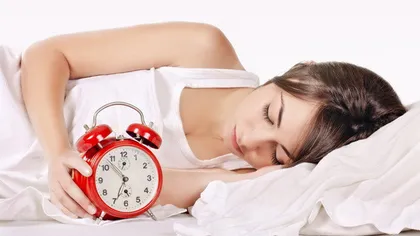 Dormi prea puţine ore pe noapte? Află la ce riscuri eşti expus