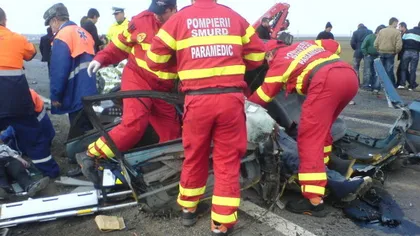 Accident grav în Timiş: Două persoane au murit după ce şoferul a pierdut controlul volanului