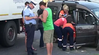 Accident stupid în Pasul Gutâi: O femeie a căzut din maşină după ce s-a deschis portiera