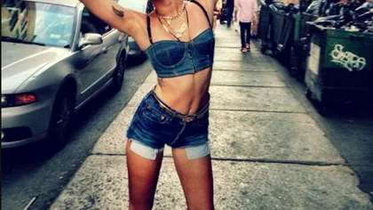 Miley Cyrus, aproape goală pe străzile din NY. Fanii nu au fost impresionaţi: 