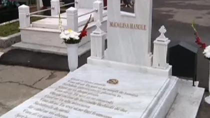 MESAJUL SFÂŞIETOR scris de Petru Mircea pe mormântul Mădălinei Manole VIDEO